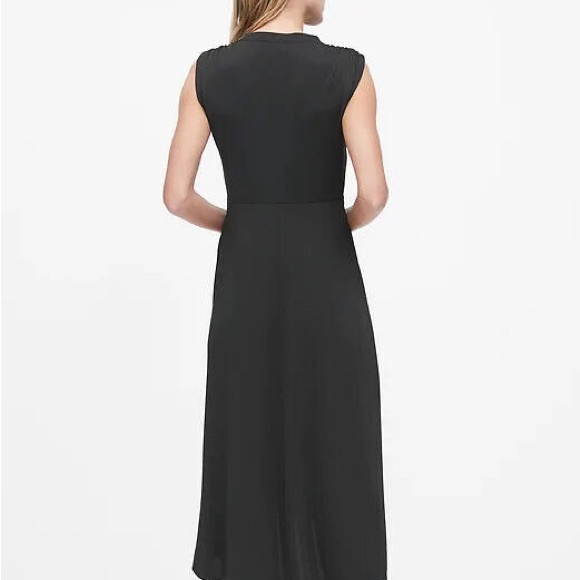NWT Banana Republic midi length dress - Picture 7 of 7